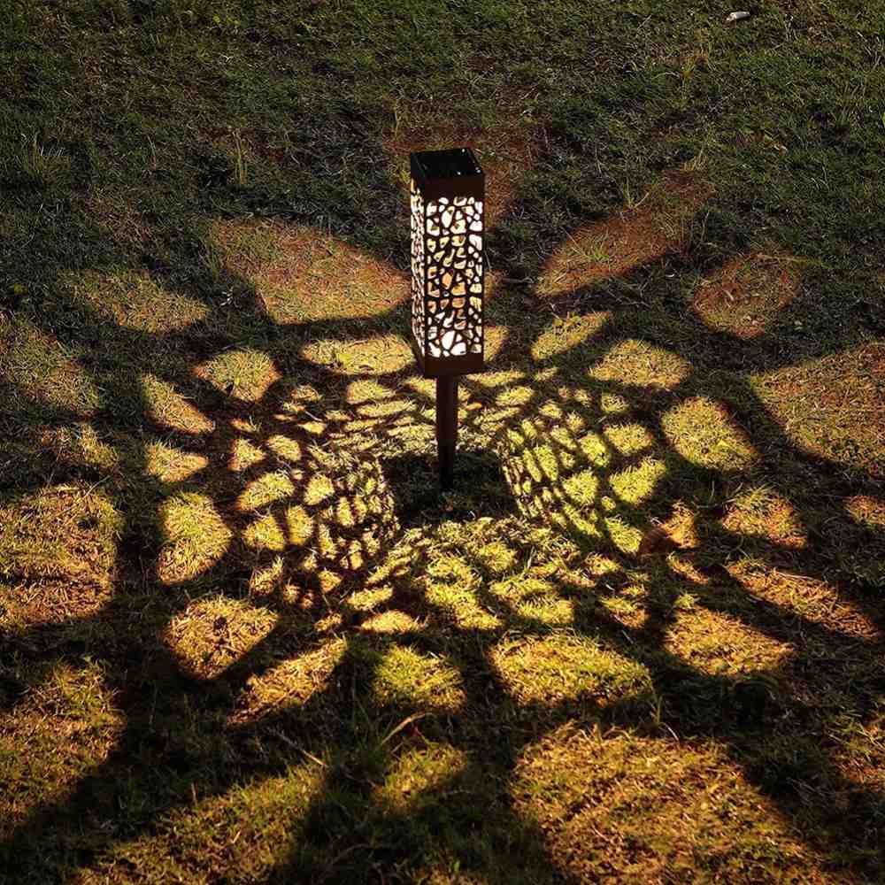 Solar Powered LED Garden Lights: image 6